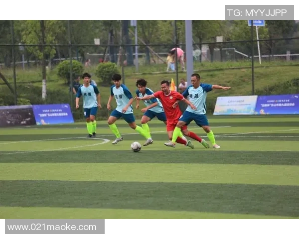 北京足球队比赛经验深度对比及其对未来发展的影响分析